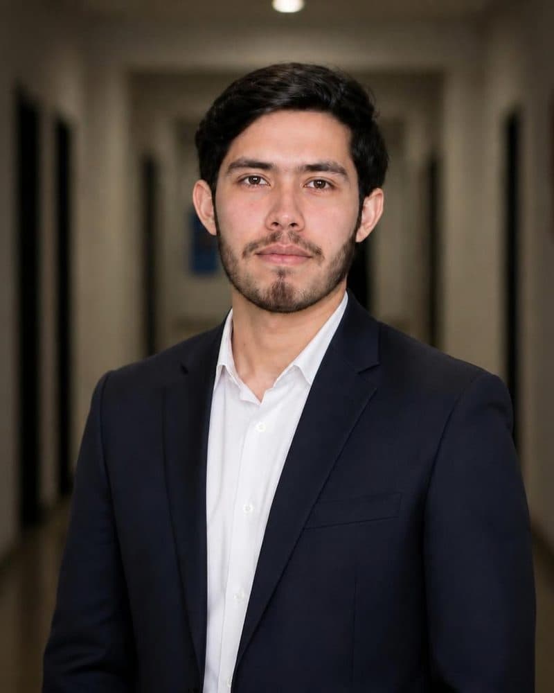 Ayub Khan, Software Engineer at Devflovv