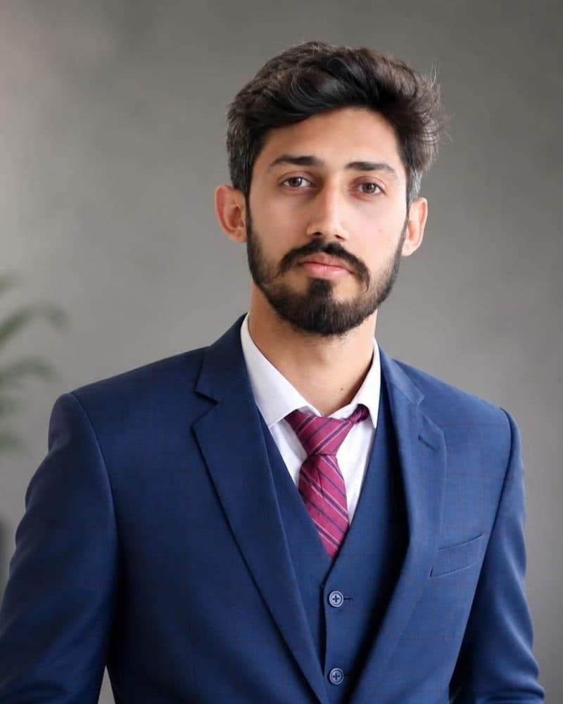 Junaid Butt, Software Engineer at Devflovv