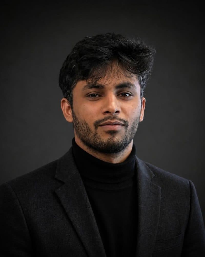 M. Zubair, Software Engineer at Devflovv